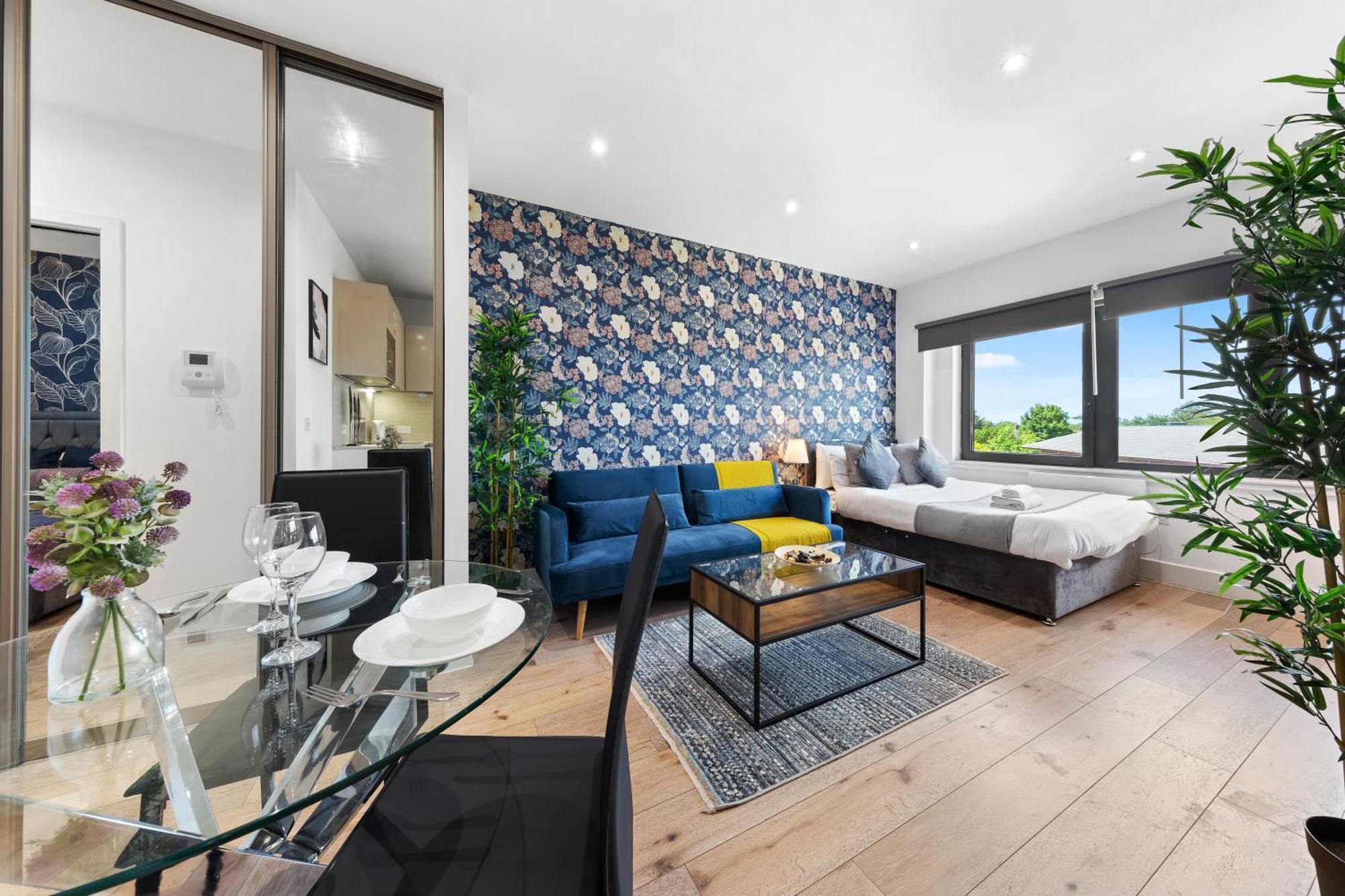 Modern One Bedroom Flat - Sleeps 5 -Near Heathrow - London Ub3 מראה חיצוני תמונה